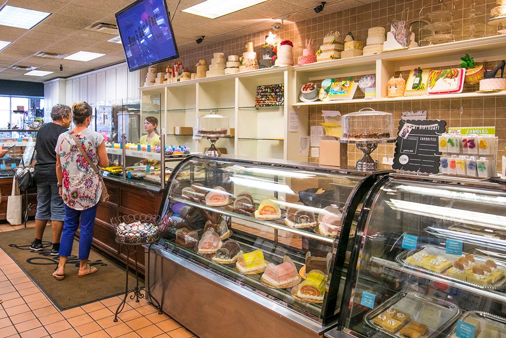 Dewey's Bakery